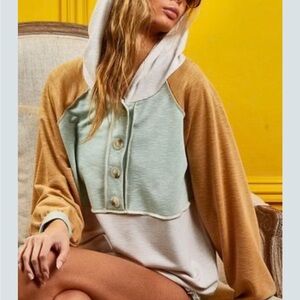 NWT BiBi Cream and Sage Colorblock Button-Up Hoodie